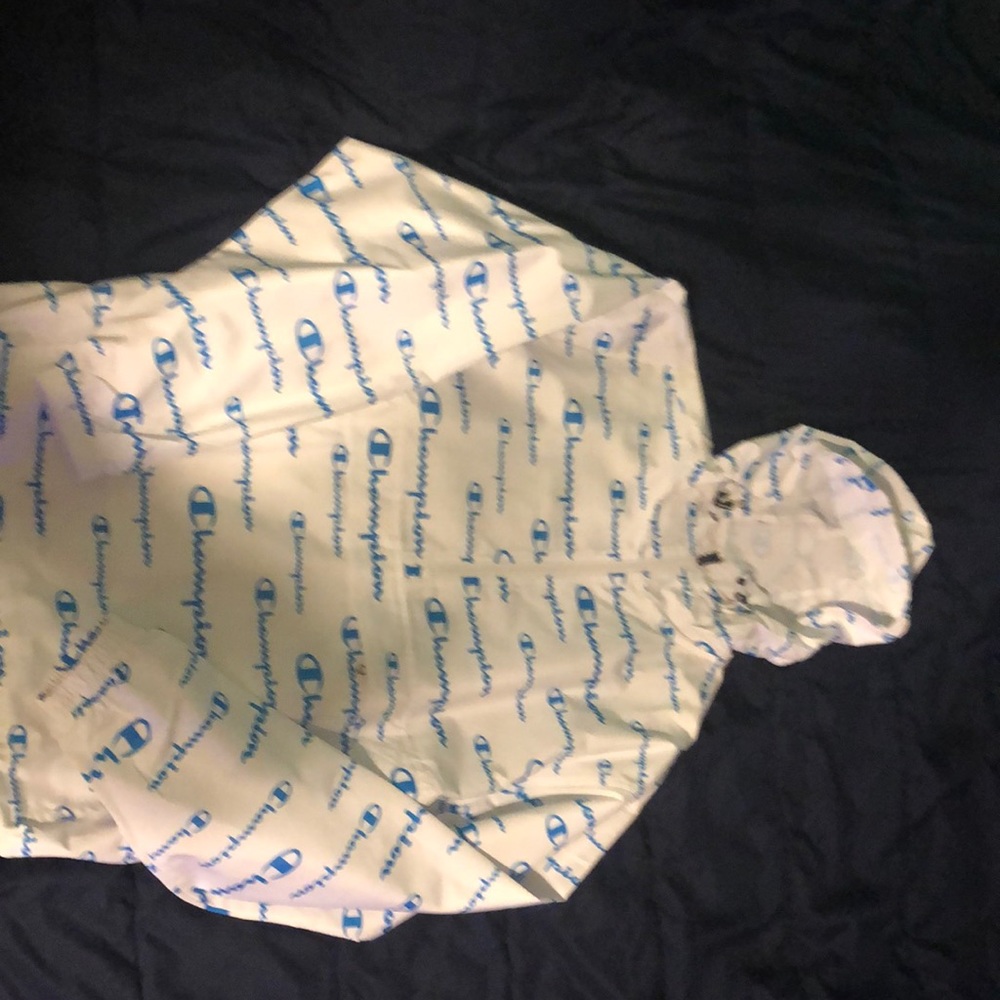 Mans Small champion windbreaker